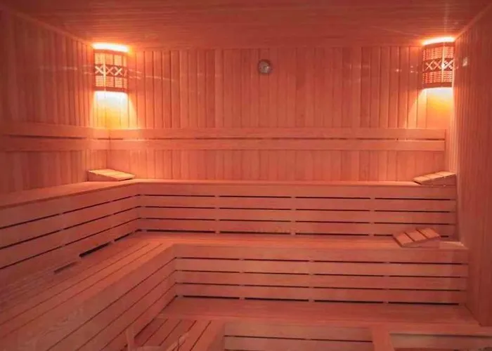 Aparthotel Courtyard Long